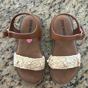 Steve Madden girls sandals